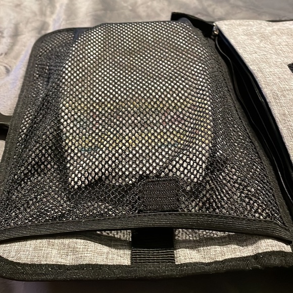 Skiphop Pronto Baby Changing Station Hand Held Diaper Bag (ette) - Picture 9 of 13